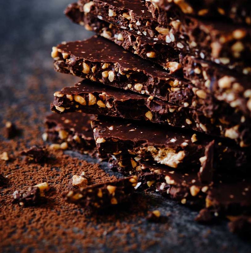 Barra crujiente con avellanas caramelizadas